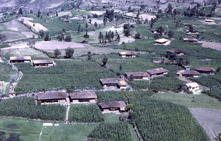 View of the community of Las Lagunas